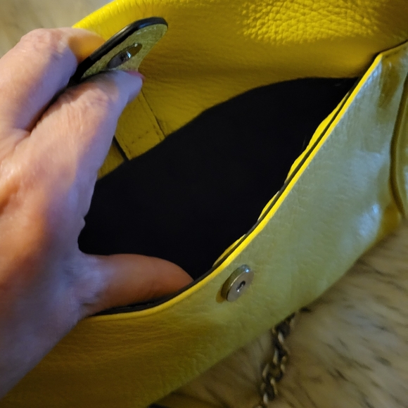 Yani Cross Body / Clutch Leather Bag - Picture 4 of 8